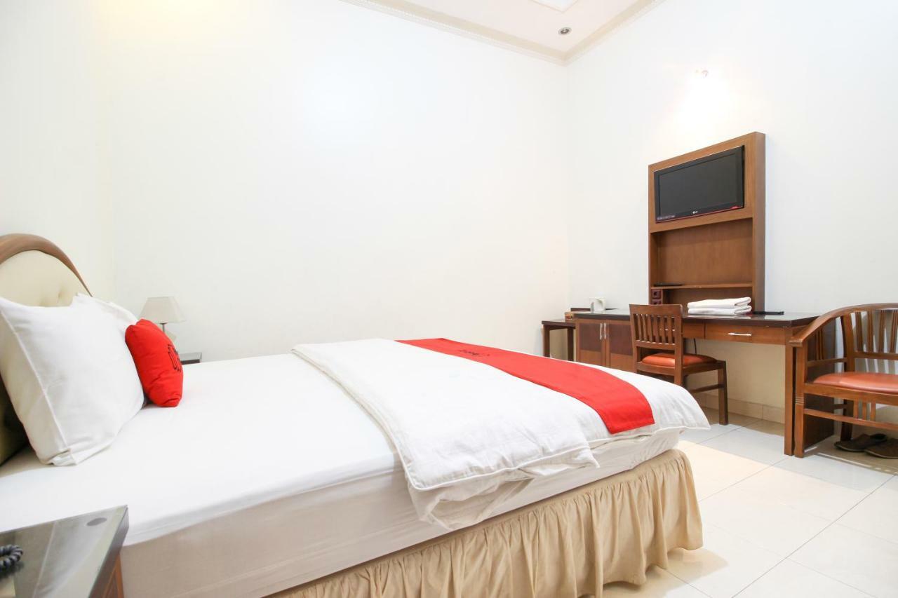 Reddoorz Plus @ Tegal Panggung Yogyakarta Ngoại thất bức ảnh